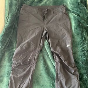 Black REI outerwear light ski pant